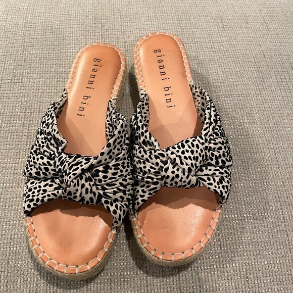 Gianni Bini Jesamyne Knotted Espadrille Flatform - Picture 1 of 3